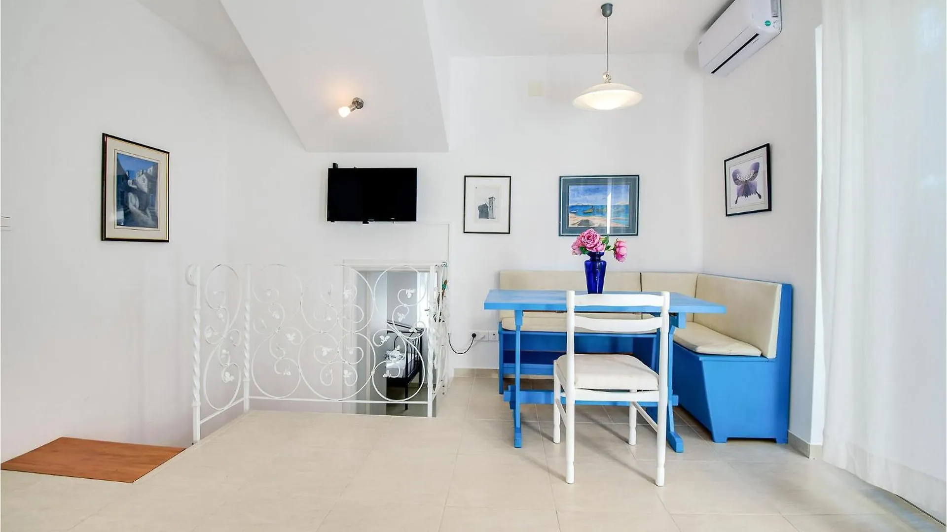 Amazing Home In Linardici With Wifi 0*,  Croatia